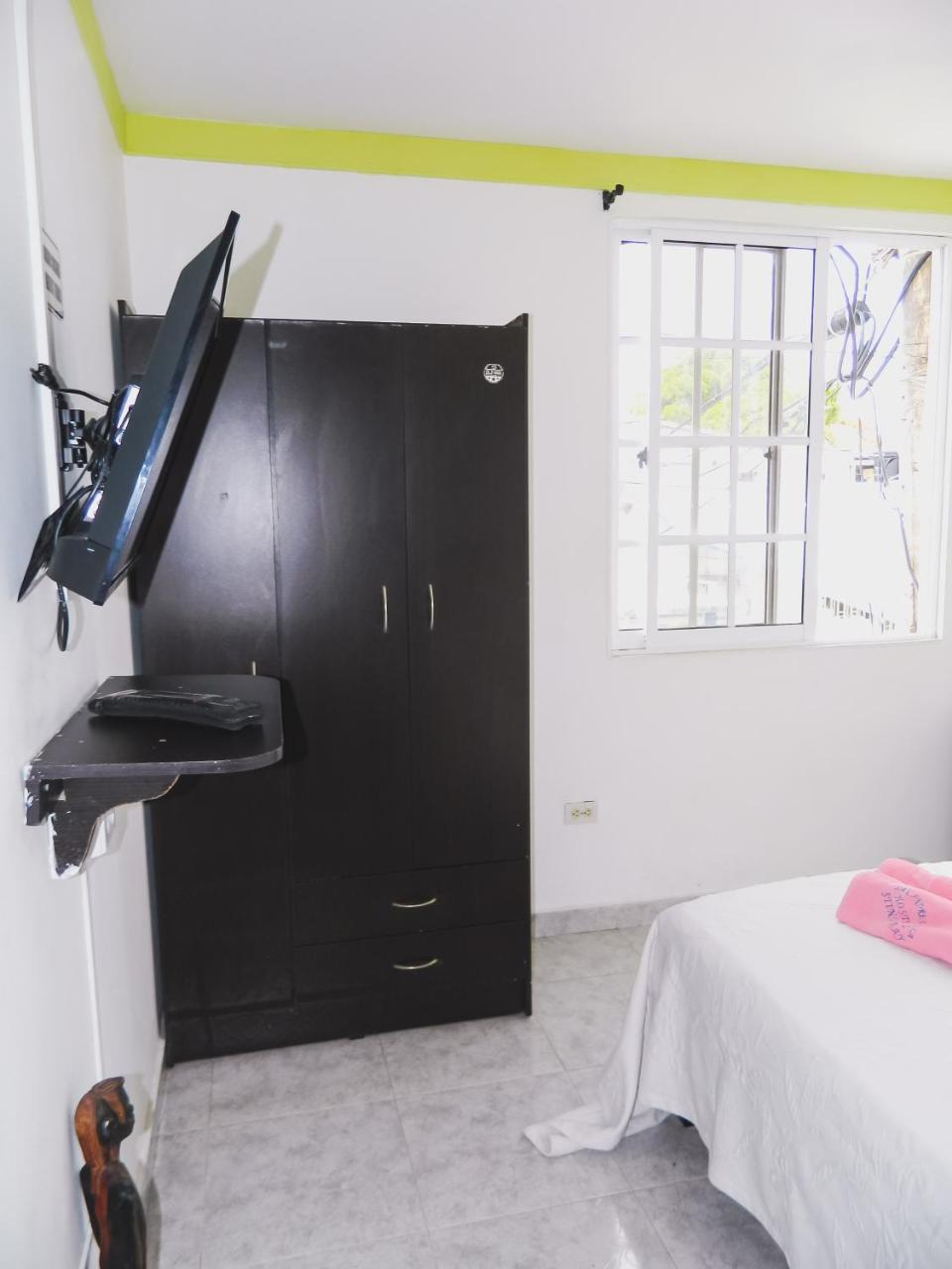 Hostel Stingray San Andrés エクステリア 写真